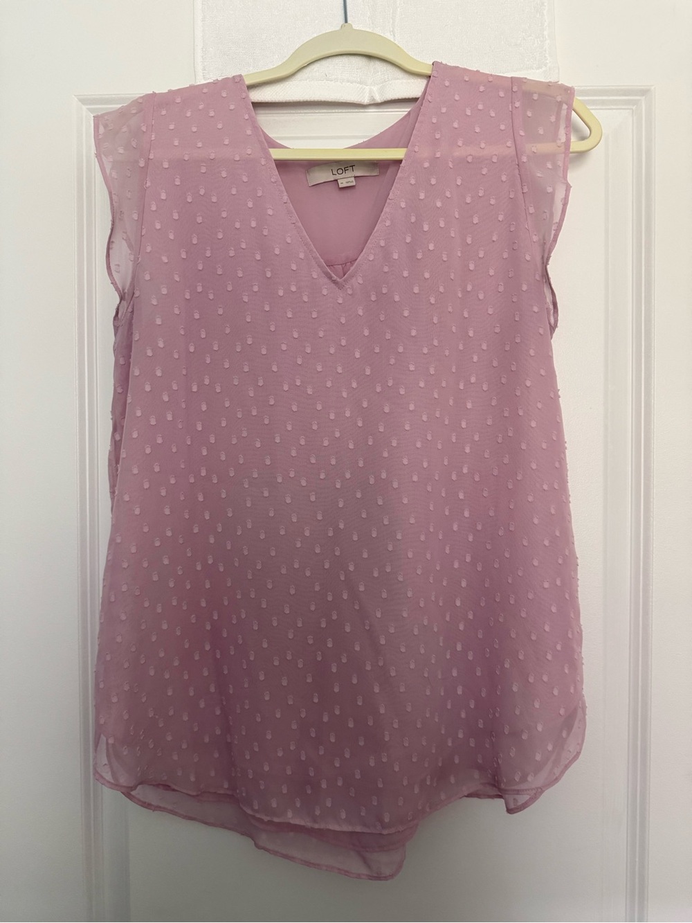 LOFT Dusty Pink Swiss Dot V-Neck Cap Sleeve Blouse